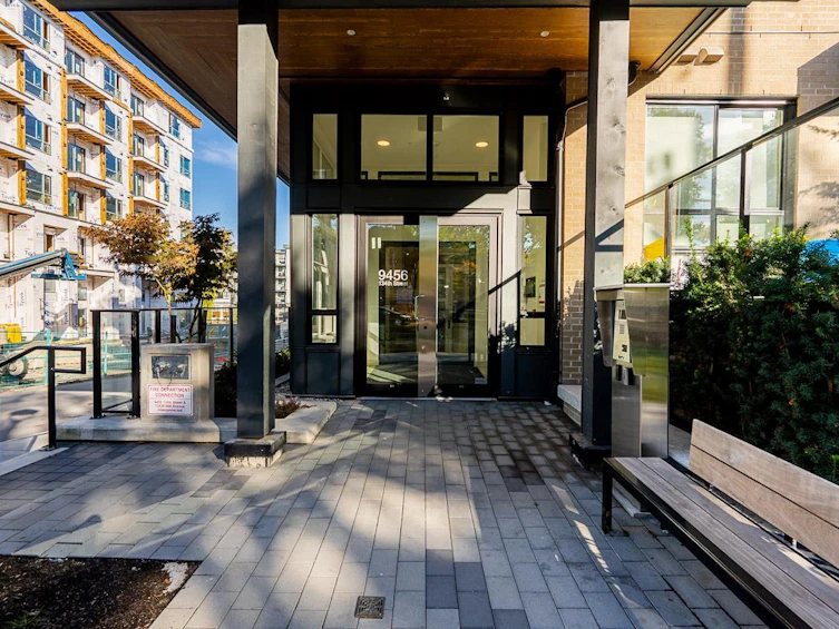 221-9456 134 Street, Surrey, BC, V3V 0G8 - 36