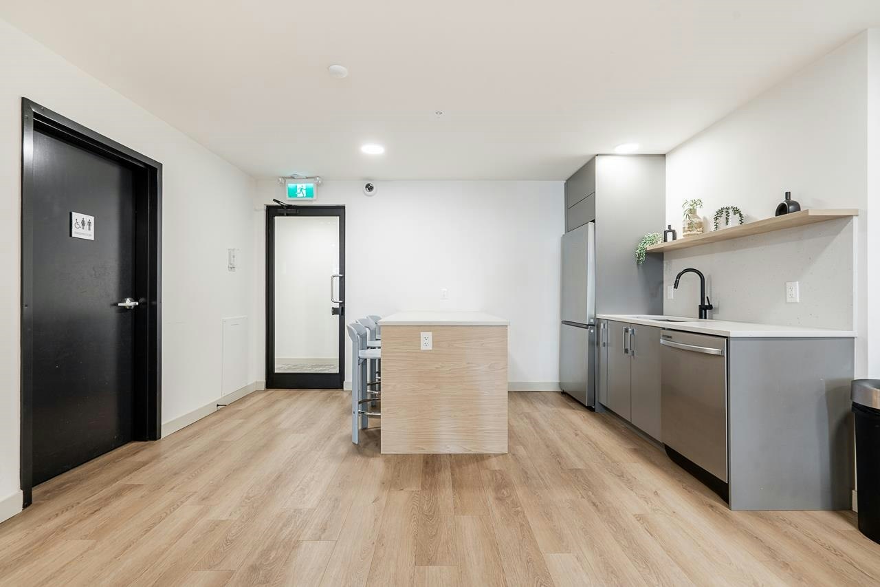 221-9456 134 Street, Surrey, BC, V3V 0G8 - 33