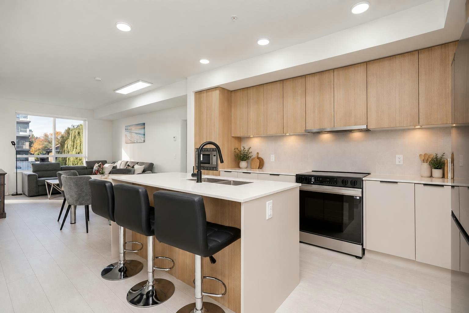 221-9456 134 Street - 4