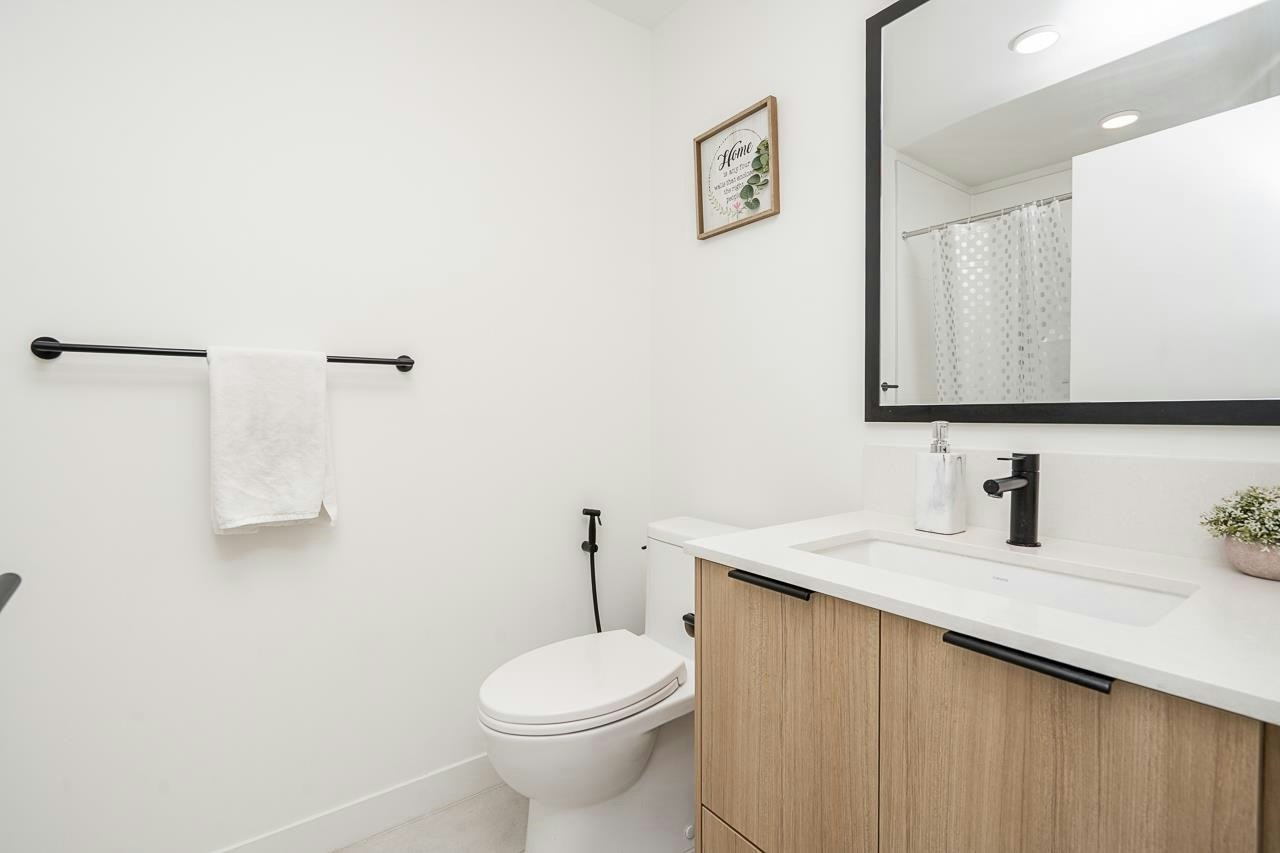 221-9456 134 Street, Surrey, BC, V3V 0G8 - 26