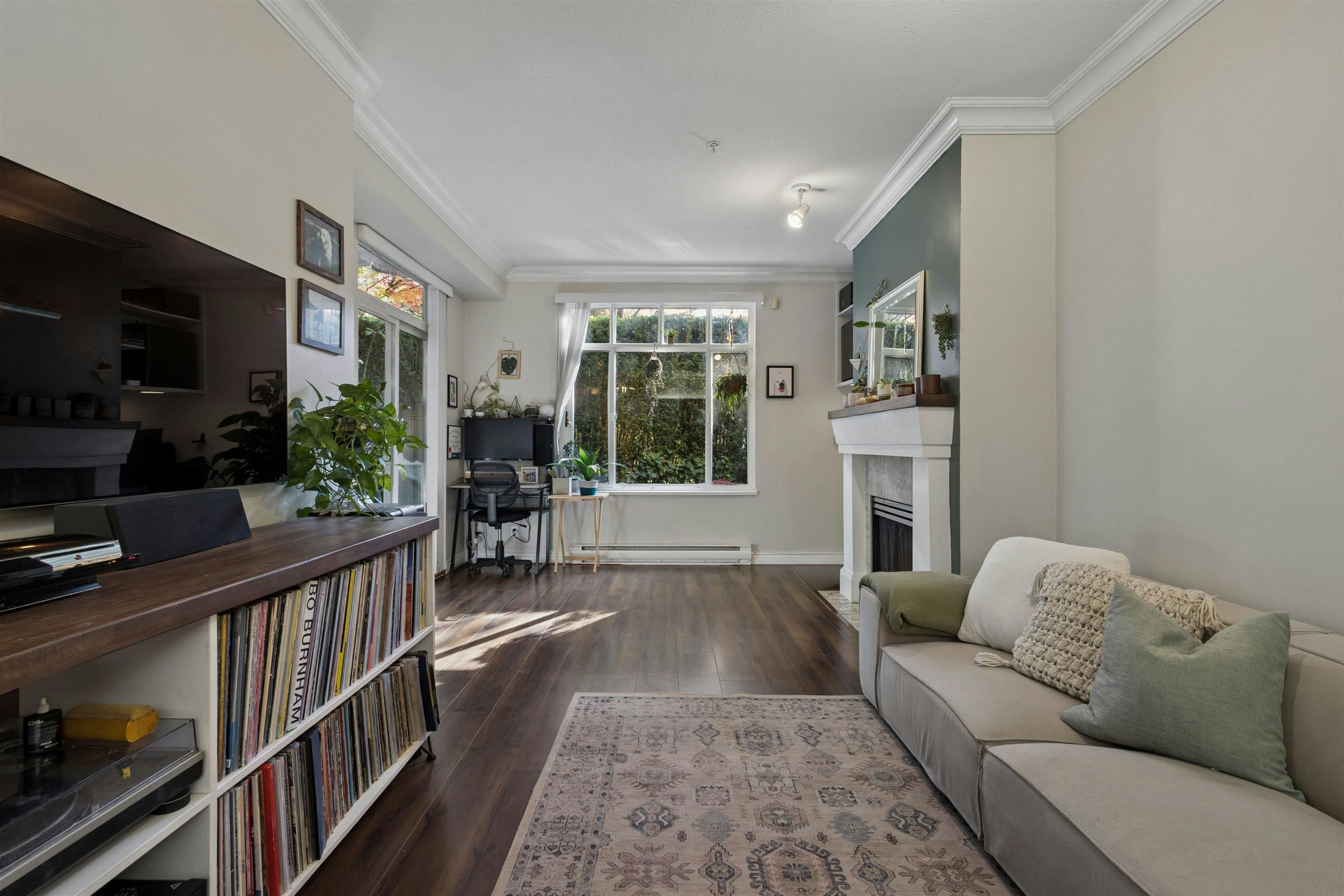 101-1675 W 10th Avenue, Vancouver, BC, V6J 2A2 - 2