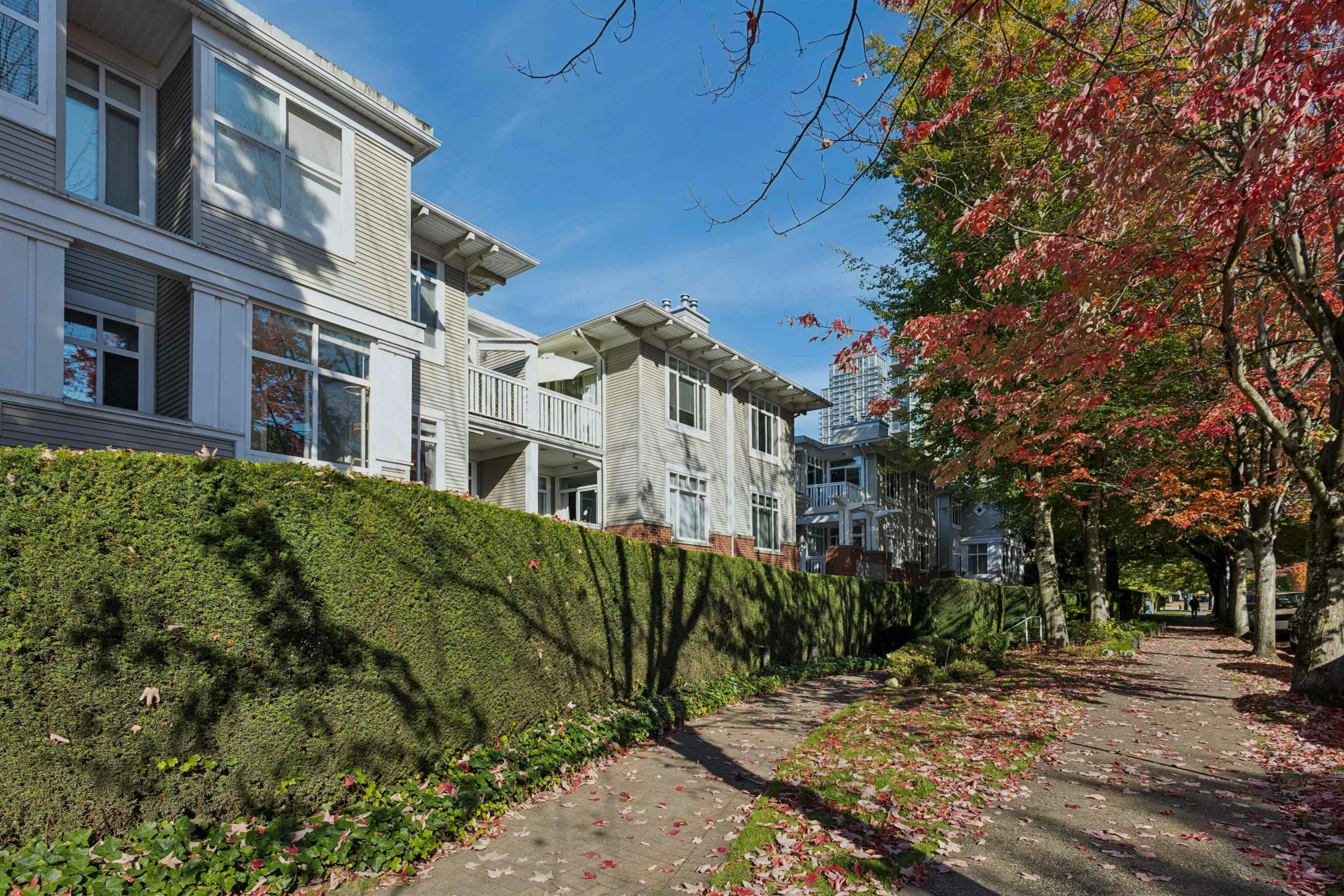 101-1675 W 10th Avenue, Vancouver, BC, V6J 2A2