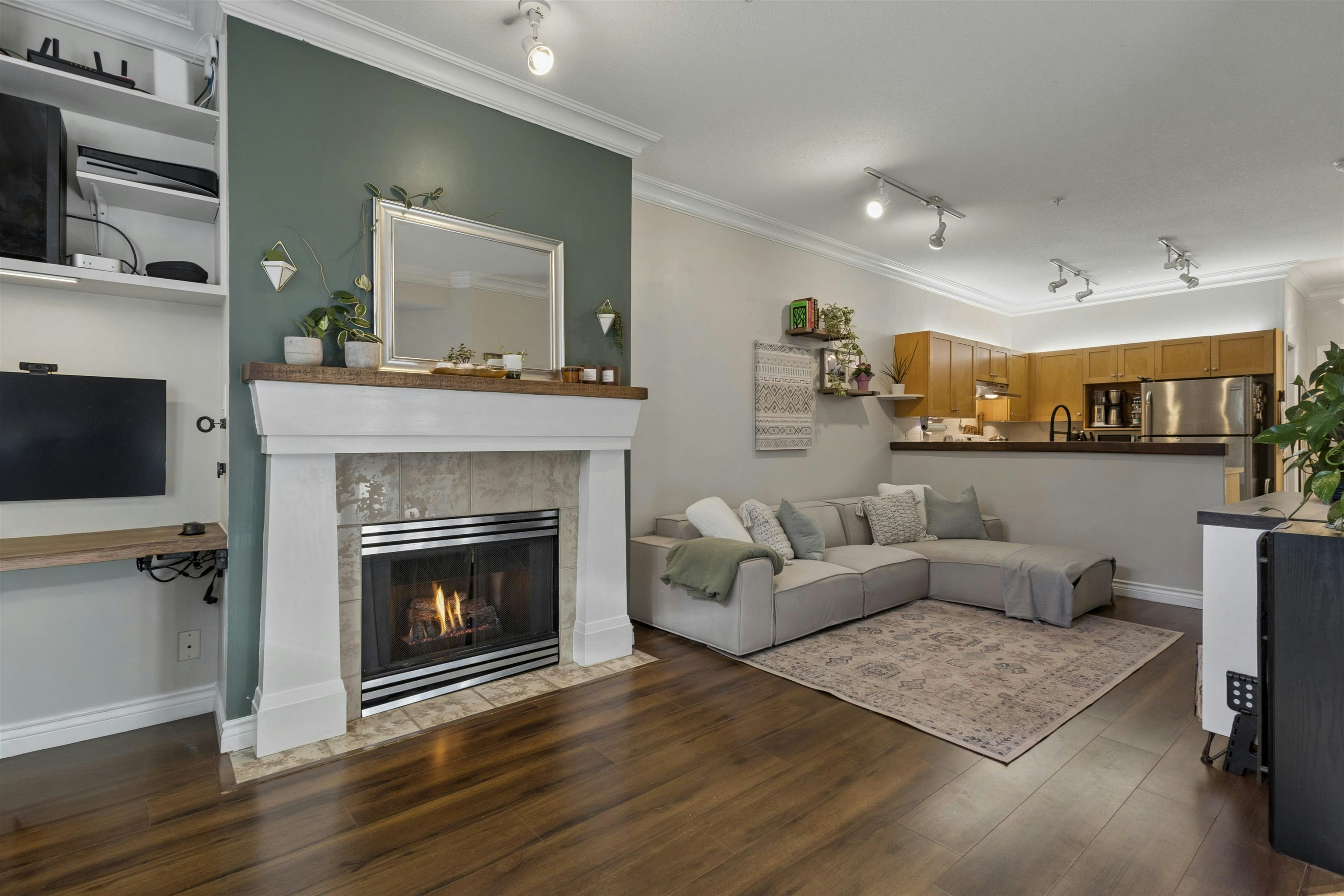 101-1675 W 10th Avenue, Vancouver, BC, V6J 2A2 - 8