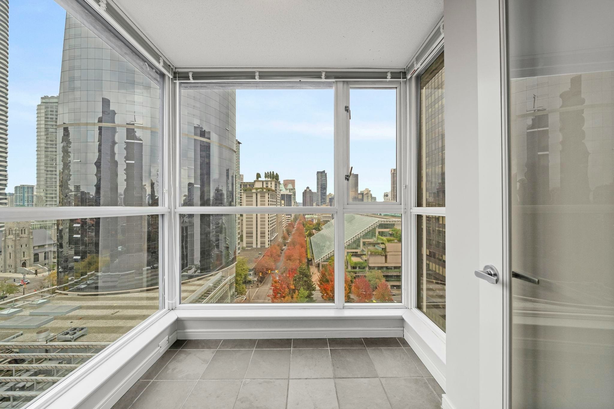 1805-1068 Hornby Street, Vancouver, BC, V6Z 2Y7 - 8