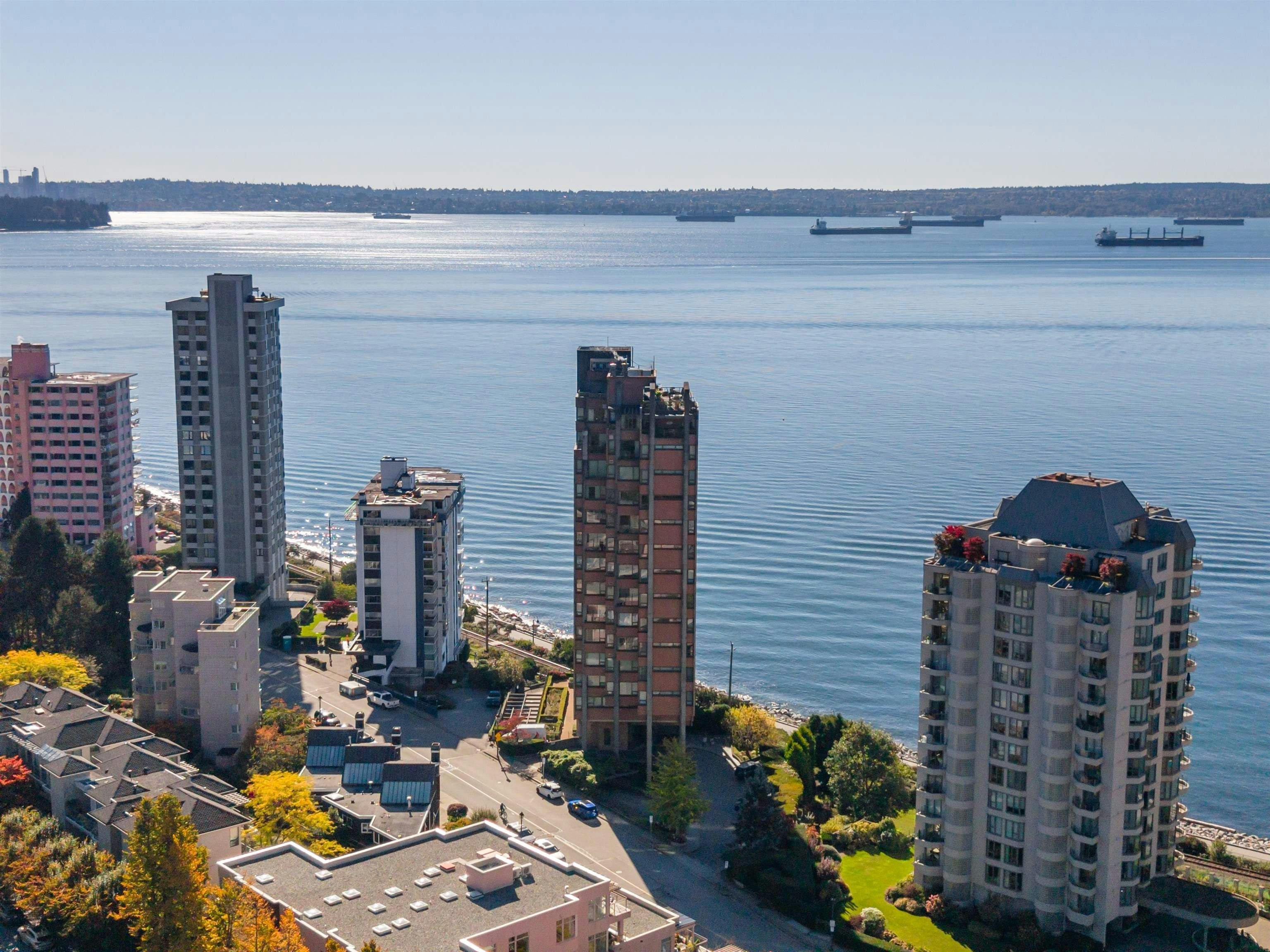 9-2250 Bellevue Avenue, West Vancouver, BC, V7V 1C6 - 38