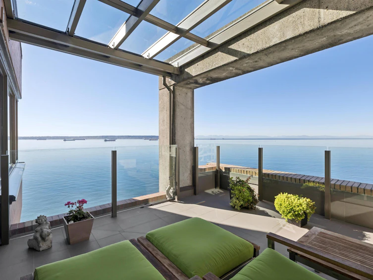 9-2250 Bellevue Avenue, West Vancouver, BC, V7V 1C6