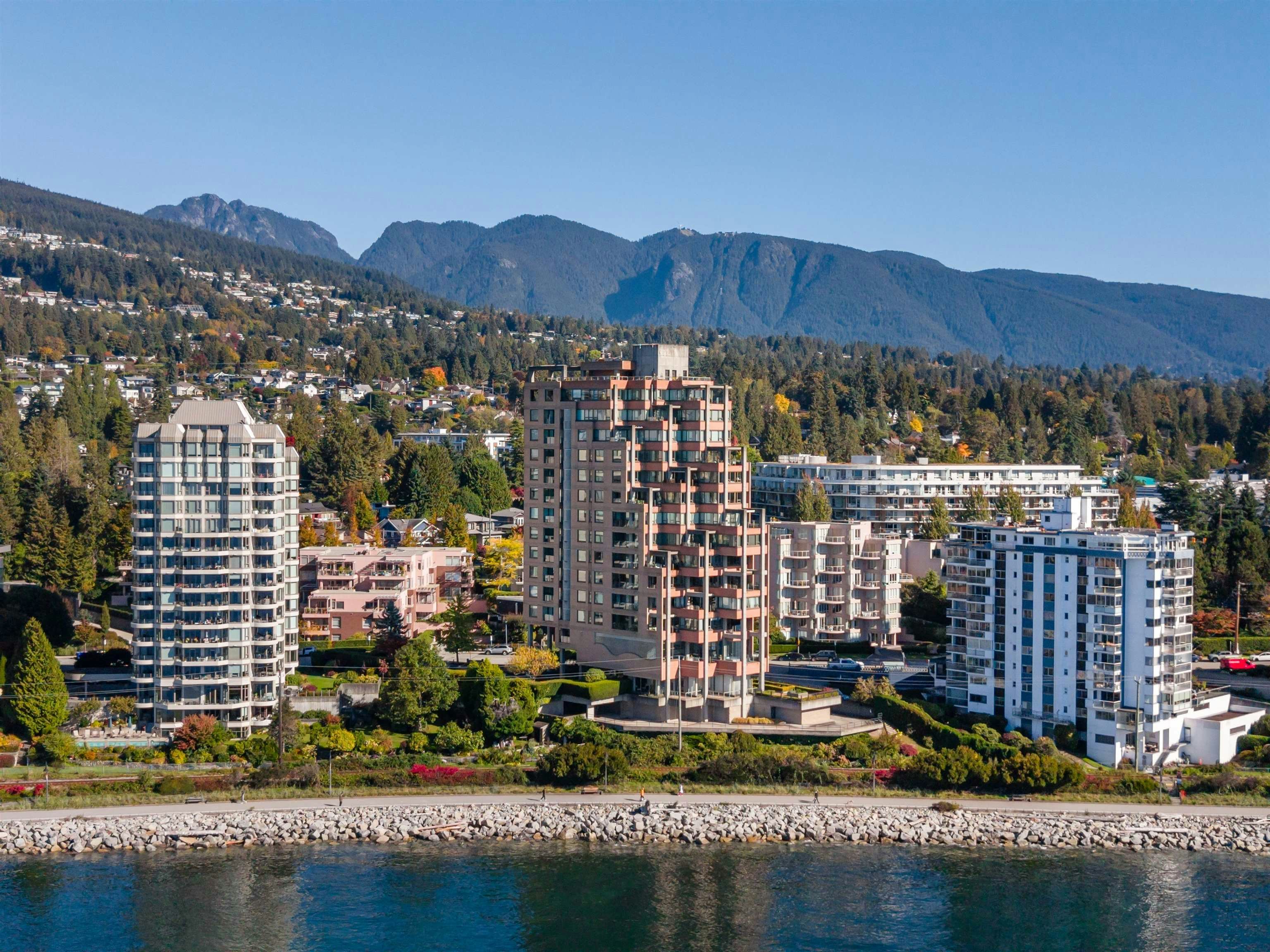9-2250 Bellevue Avenue, West Vancouver, BC, V7V 1C6 - 39