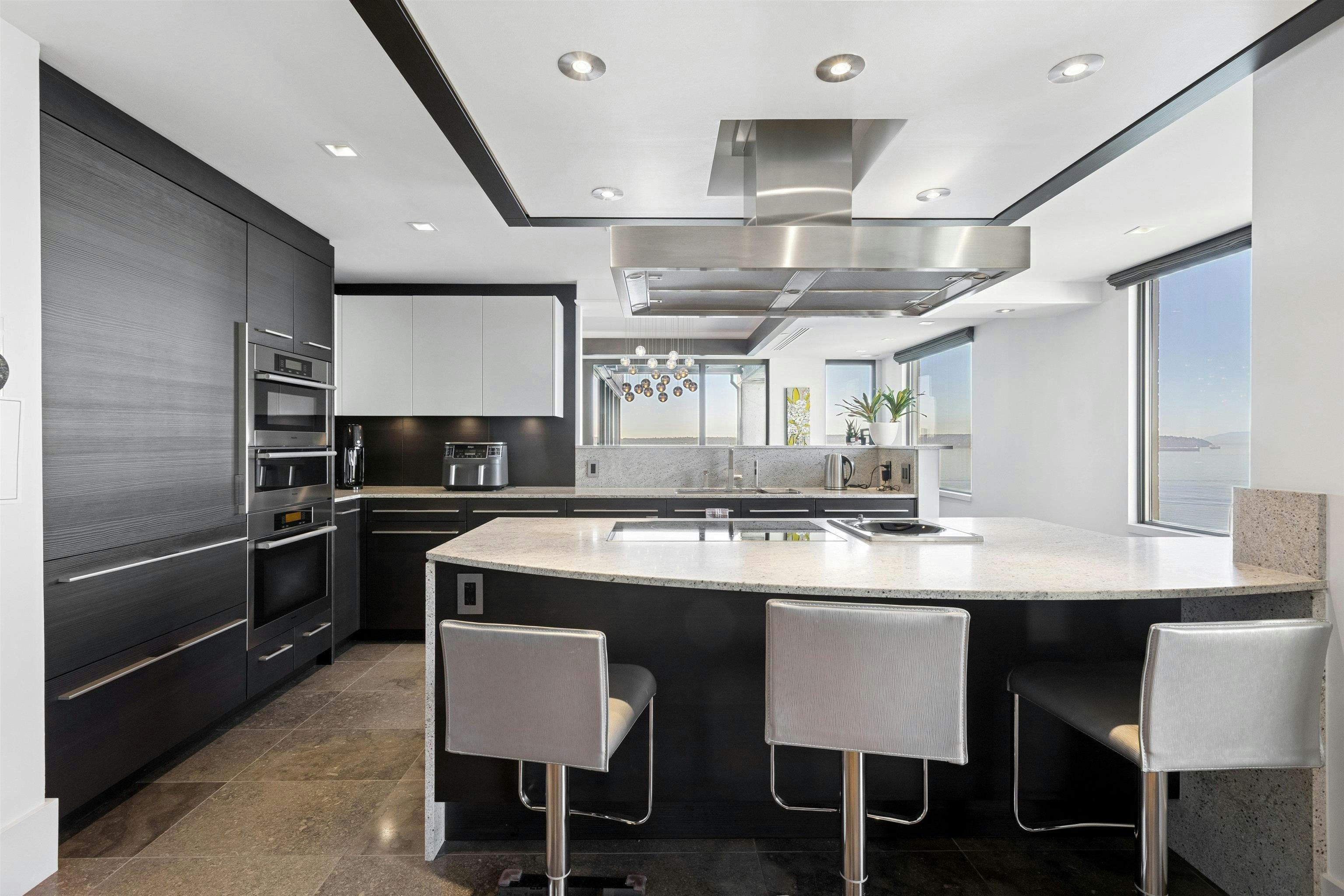 9-2250 Bellevue Avenue, West Vancouver, BC, V7V 1C6 - 15