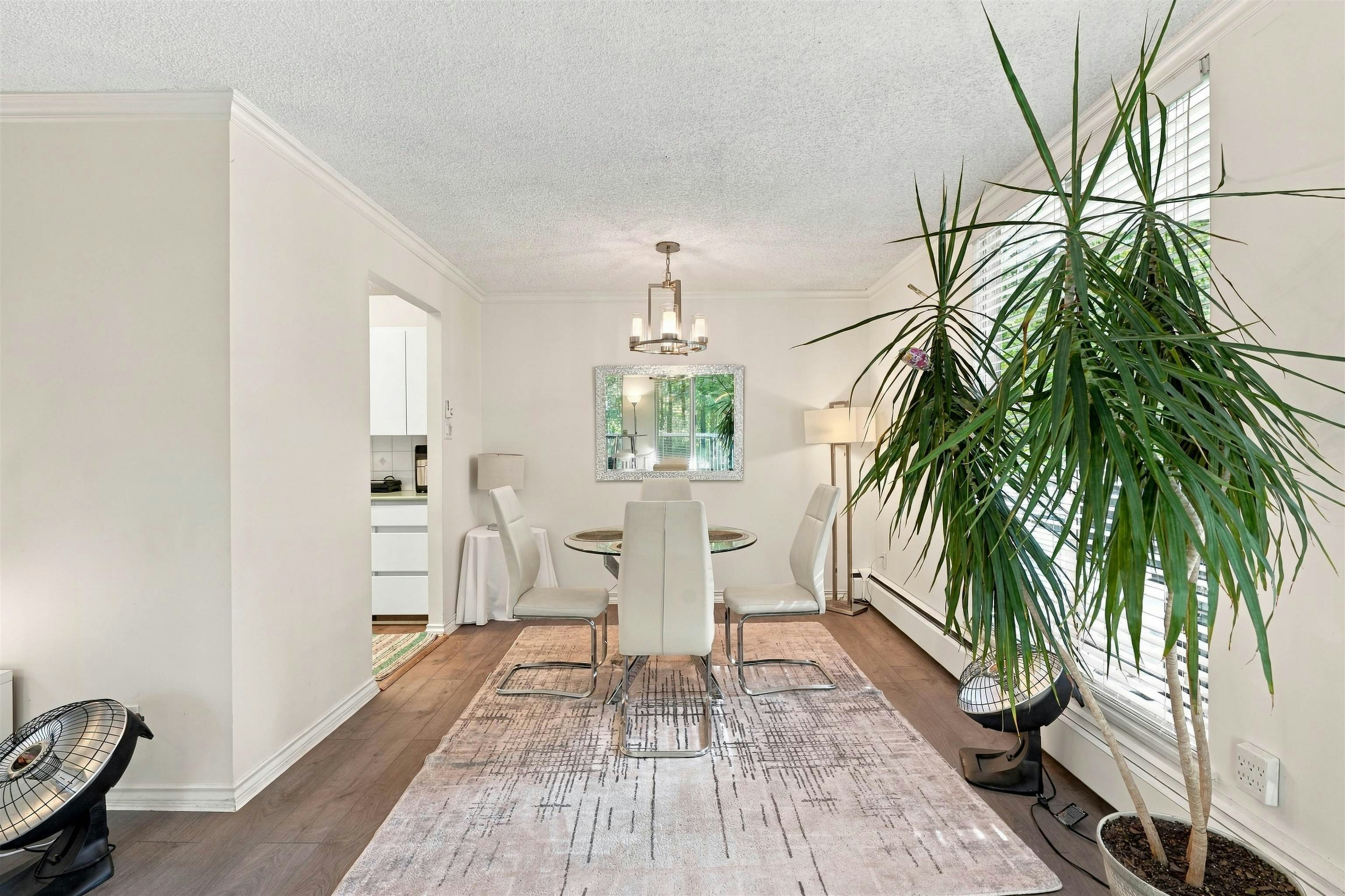 403-2024 Fullerton Avenue, North Vancouver, BC, V7P 3G4 - 11