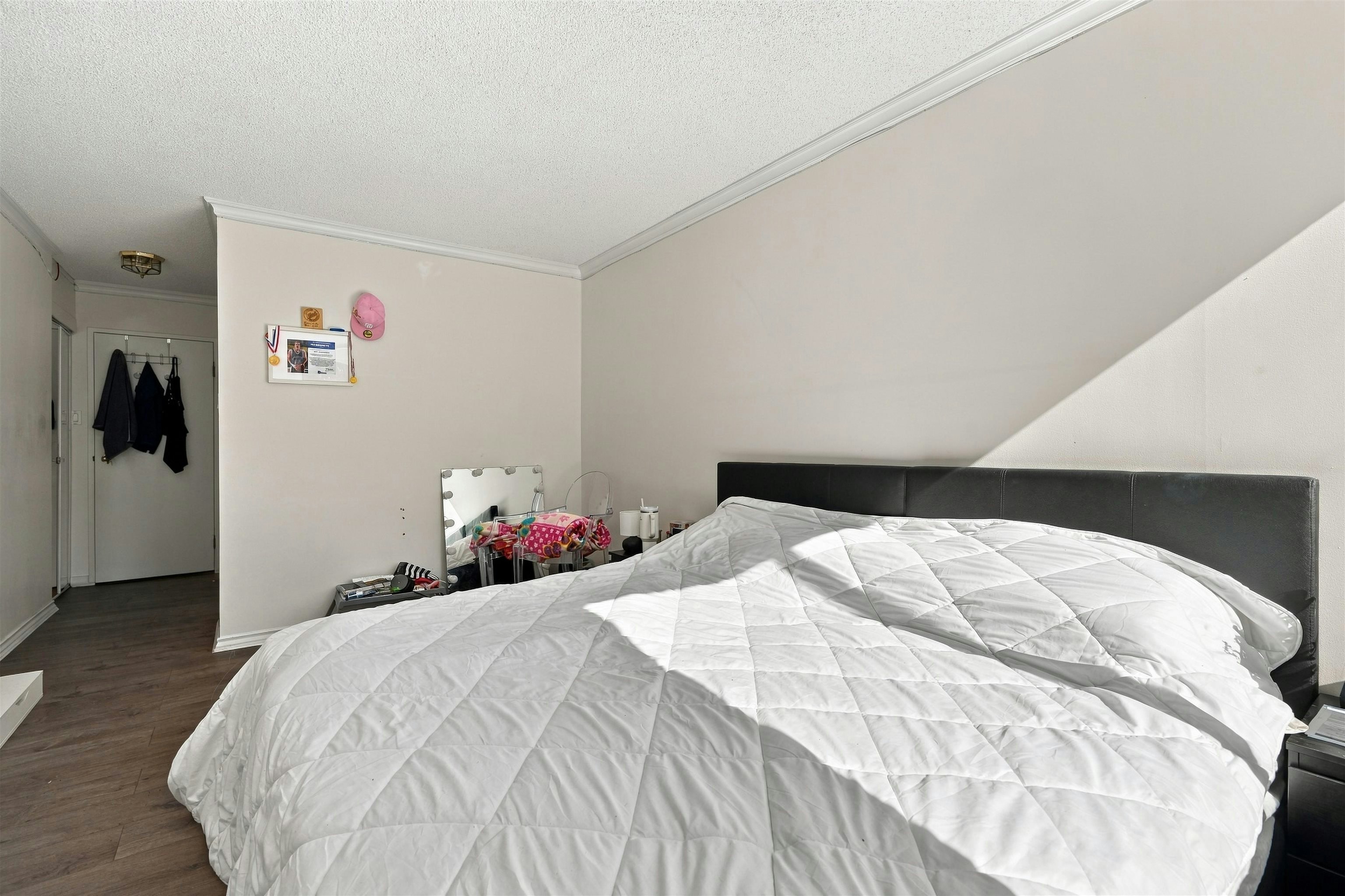 403-2024 Fullerton Avenue, North Vancouver, BC, V7P 3G4 - 24