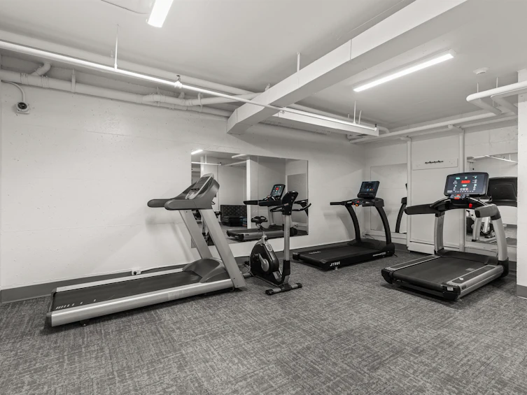 403-2024 Fullerton Avenue, North Vancouver, BC, V7P 3G4 - 32
