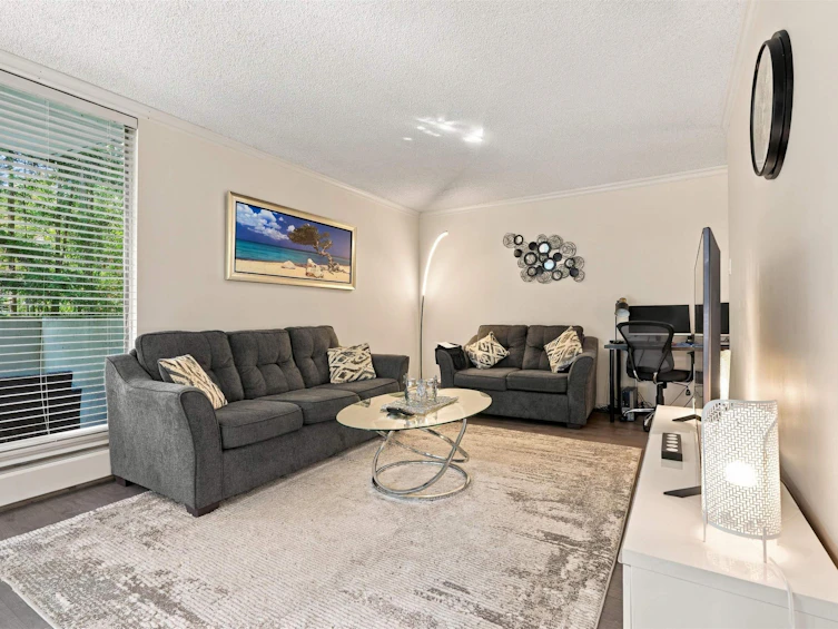 403-2024 Fullerton Avenue, North Vancouver, BC, V7P 3G4 - 9