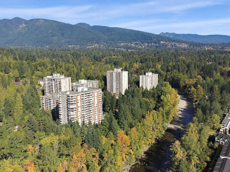 403-2024 Fullerton Avenue, North Vancouver, BC, V7P 3G4