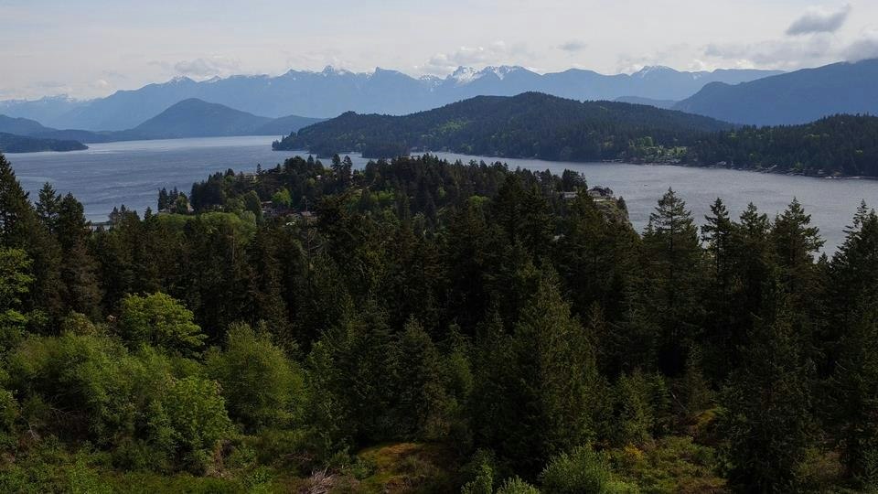 692 Gower Point Road, Gibsons, BC - 18