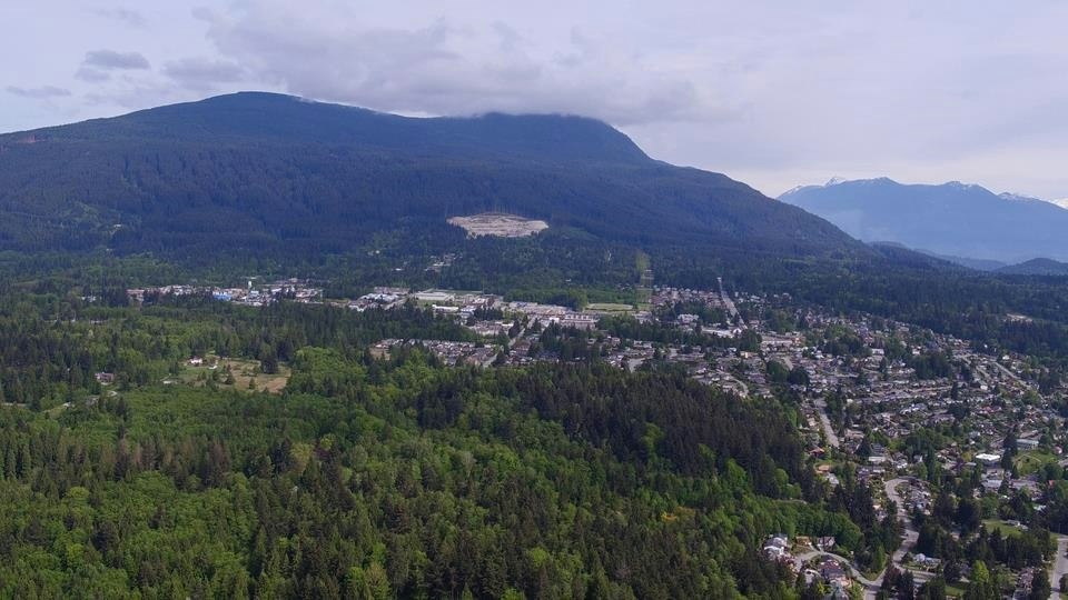 692 Gower Point Road, Gibsons, BC - 16
