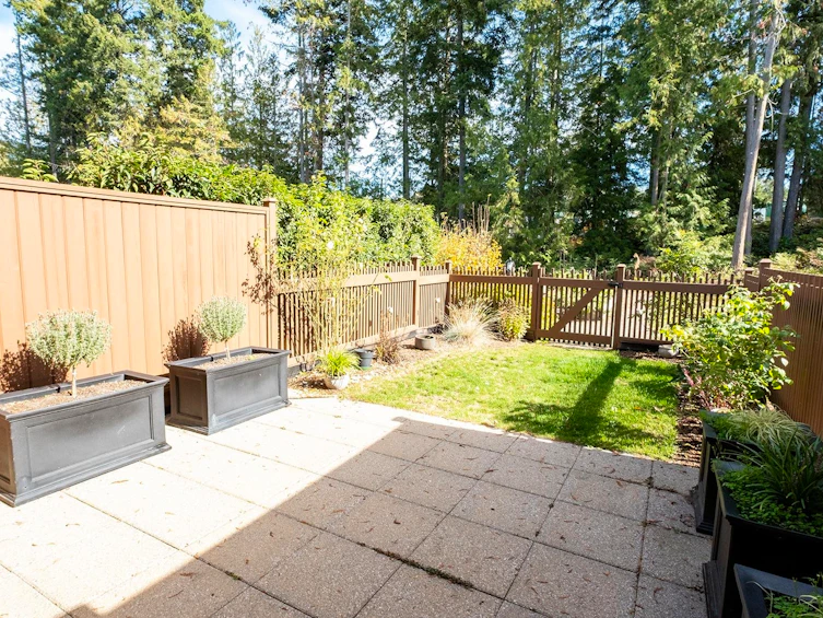 5902 Beachgate Lane, Sechelt, BC, V7Z 0S3 - 23