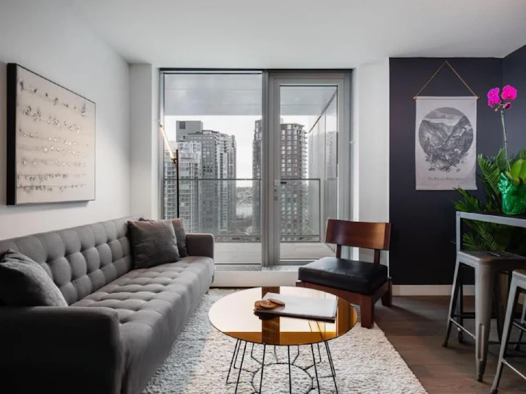 1901-1480 Howe Street, Vancouver, BC, V6Z 0G5