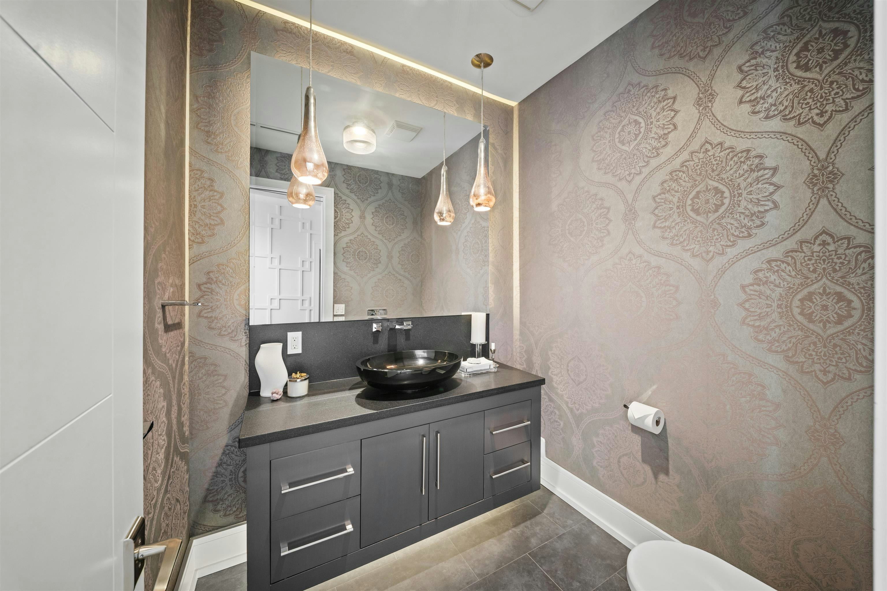 966 Beaumont Drive, North Vancouver, BC, V7R 1P6 - 30