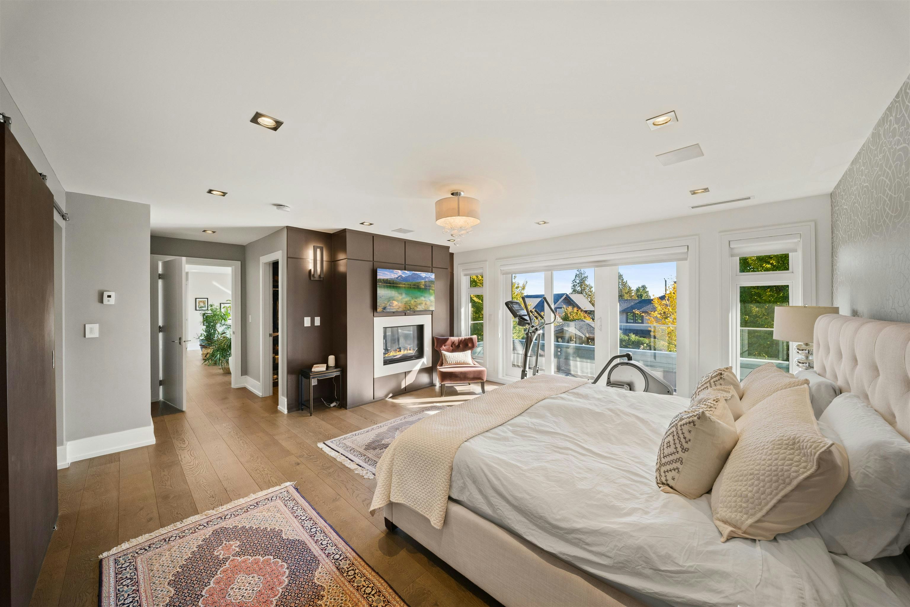 966 Beaumont Drive, North Vancouver, BC, V7R 1P6 - 23