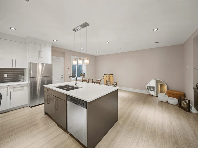 966 Beaumont Drive, North Vancouver, BC, V7R 1P6 - 32