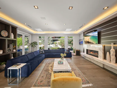 966 Beaumont Drive - 3