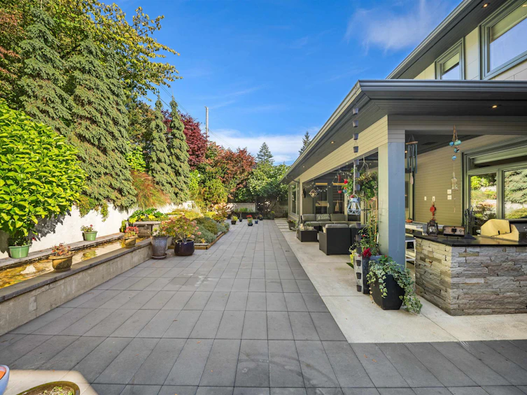 966 Beaumont Drive, North Vancouver, BC, V7R 1P6 - 36