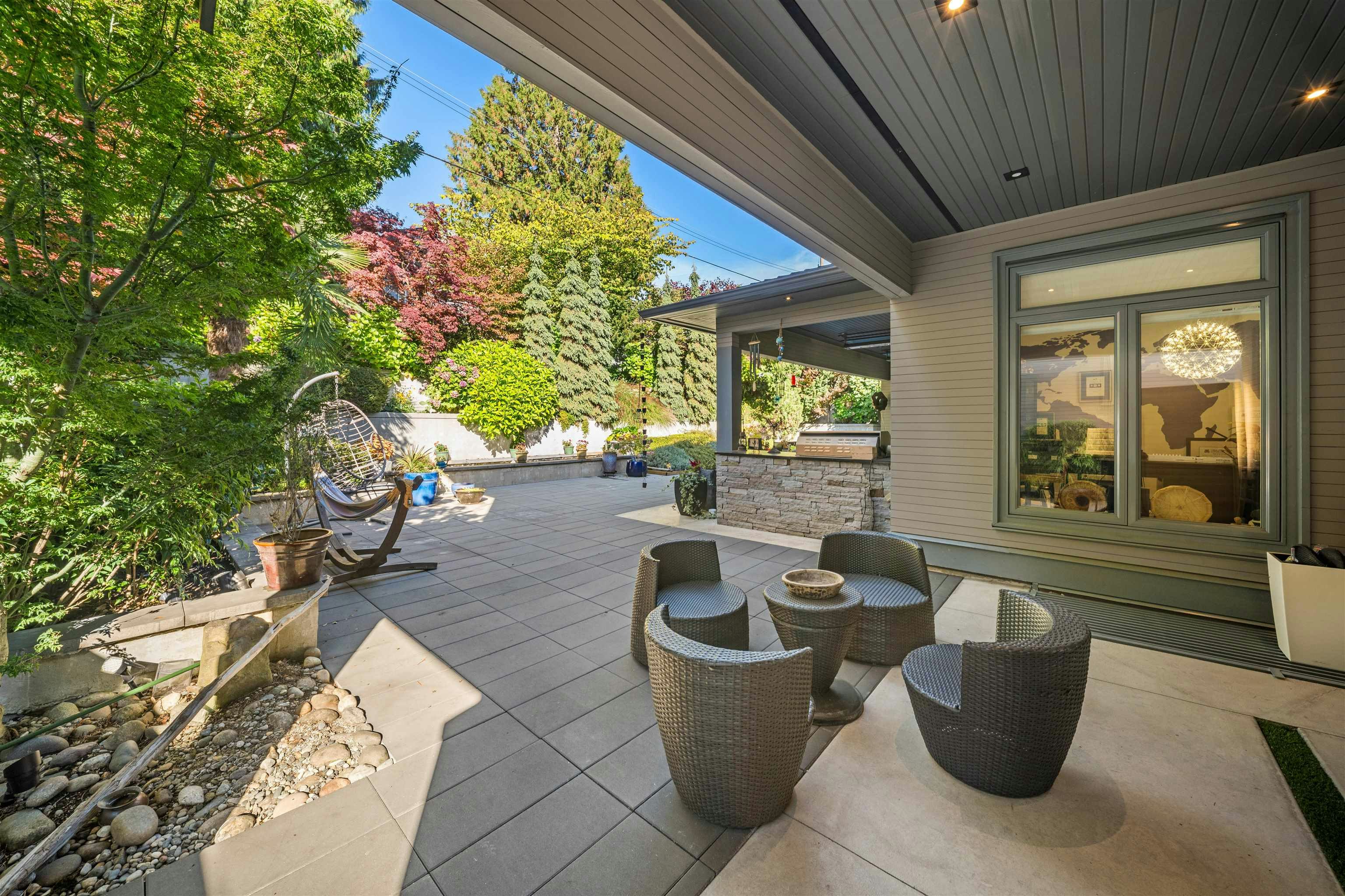 966 Beaumont Drive, North Vancouver, BC, V7R 1P6 - 16