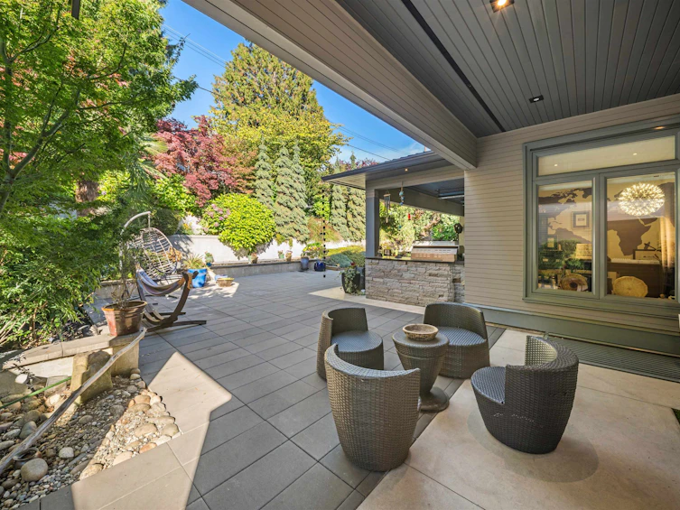 966 Beaumont Drive, North Vancouver, BC, V7R 1P6 - 16