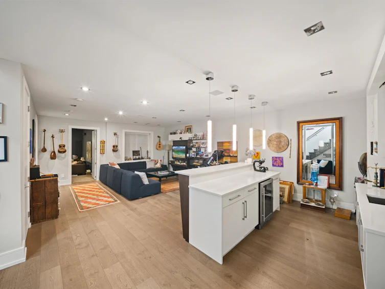 966 Beaumont Drive, North Vancouver, BC, V7R 1P6 - 29
