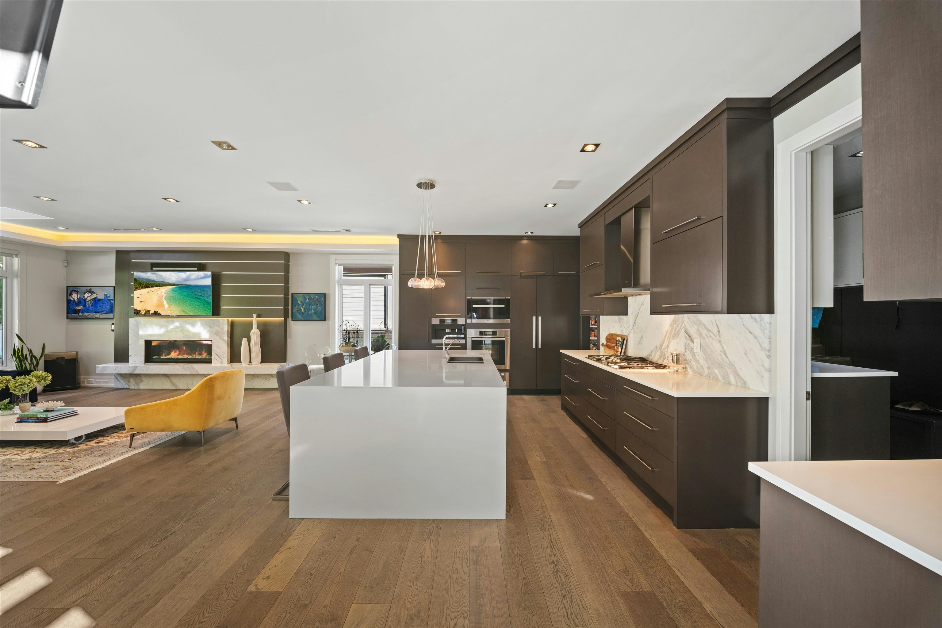 966 Beaumont Drive, North Vancouver, BC, V7R 1P6 - 9