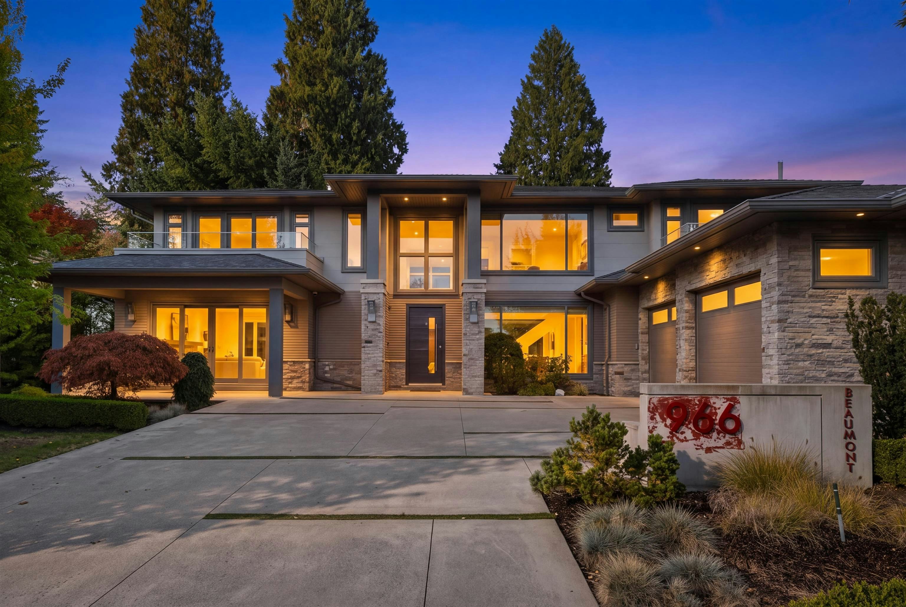 966 Beaumont Drive, North Vancouver, BC, V7R 1P6 - 37