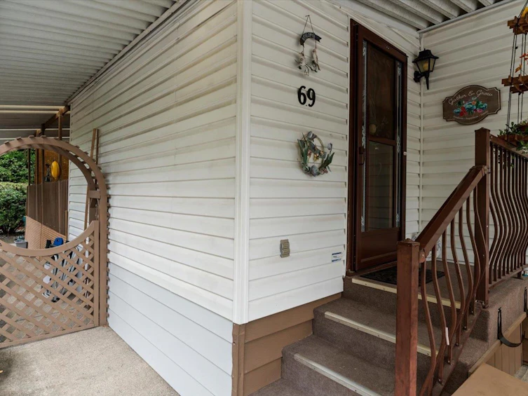 69-3300 Horn Street, Abbotsford, BC, V2S 7Y5 - 3