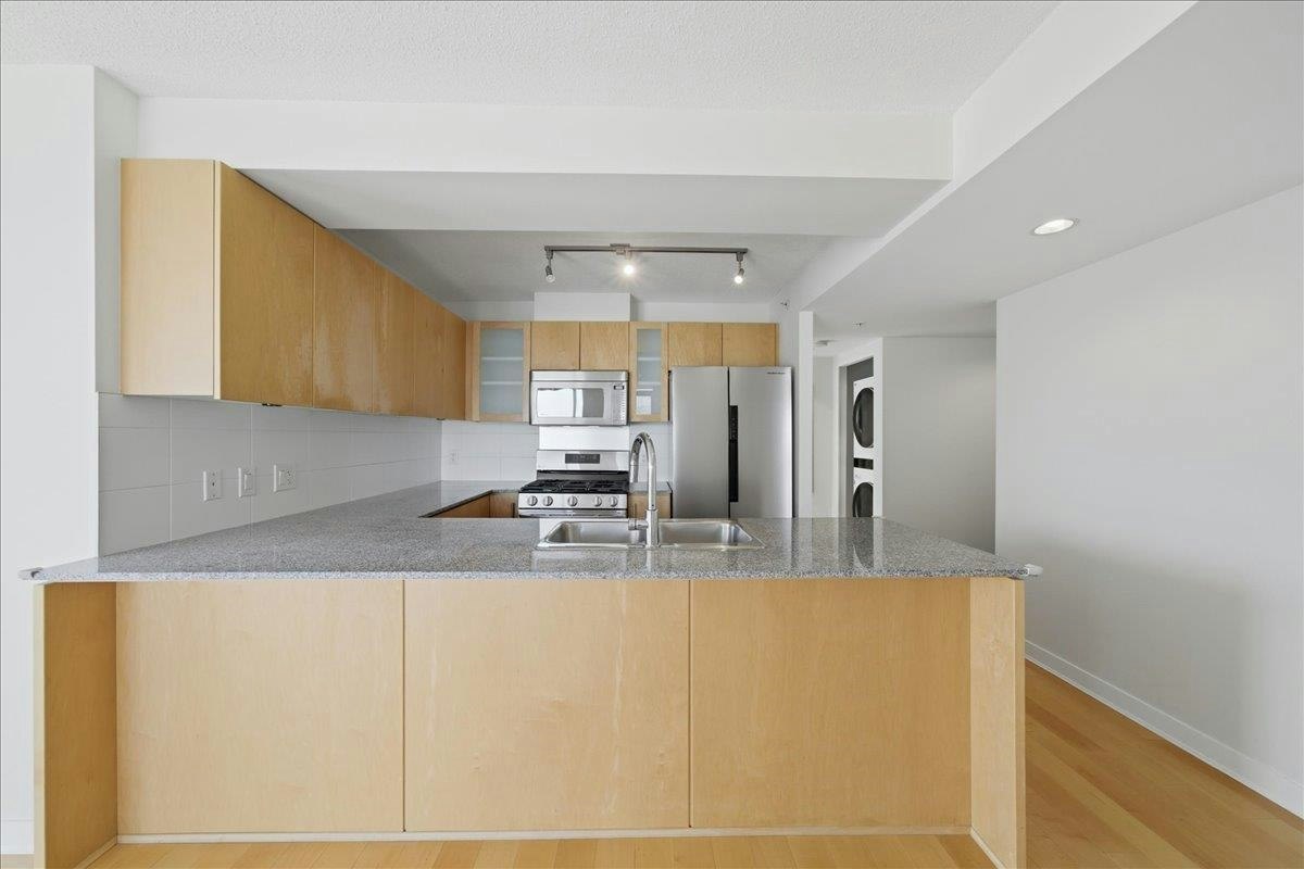 1505-7555 Alderbridge Way, Richmond, BC, V6X 4L3 - 7