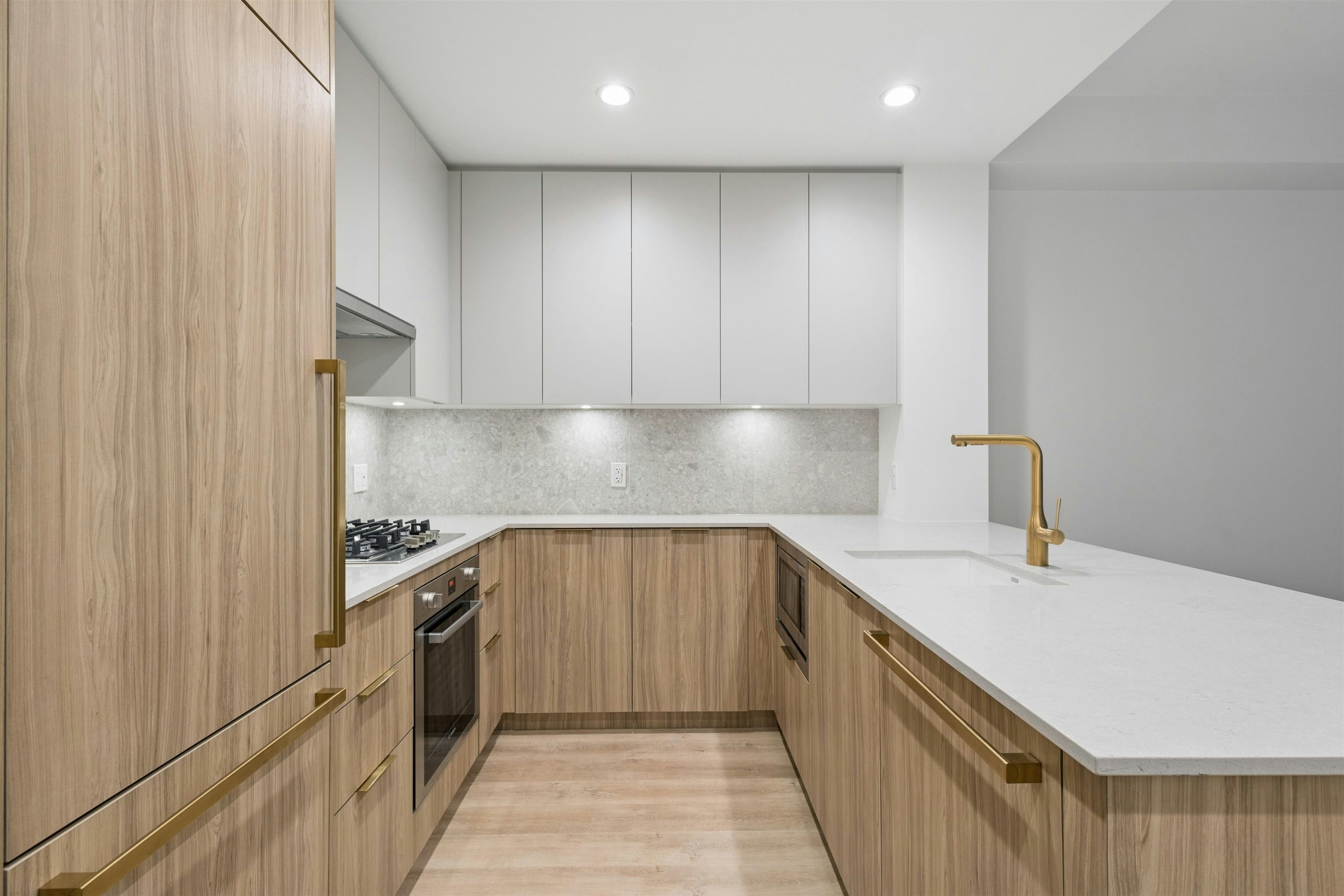 208-2375 Emery Court, North Vancouver, BC, V7J 0E8 - 2