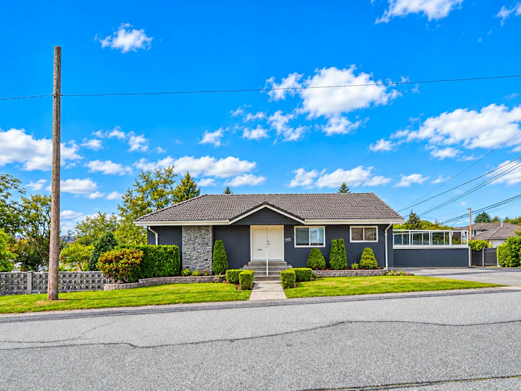 775 Esmond Avenue, Burnaby, BC, V5C 4K4
