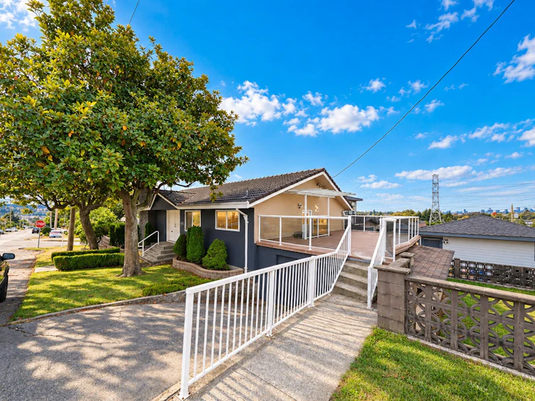 775 Esmond Avenue, Burnaby, BC, V5C 4K4 - 4