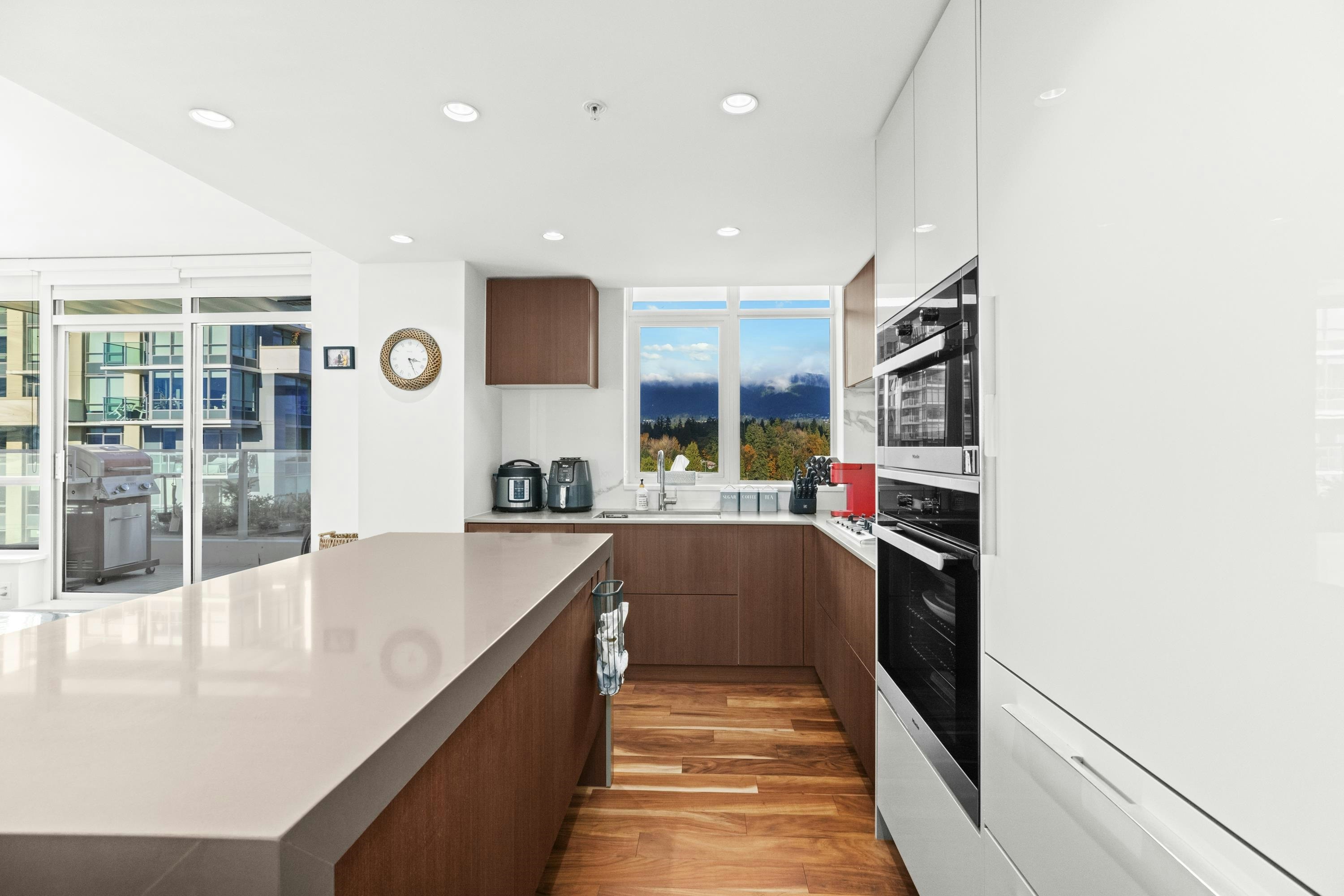 1107-1632 Lions Gate Lane, North Vancouver, BC, V7P 0E2 - 8