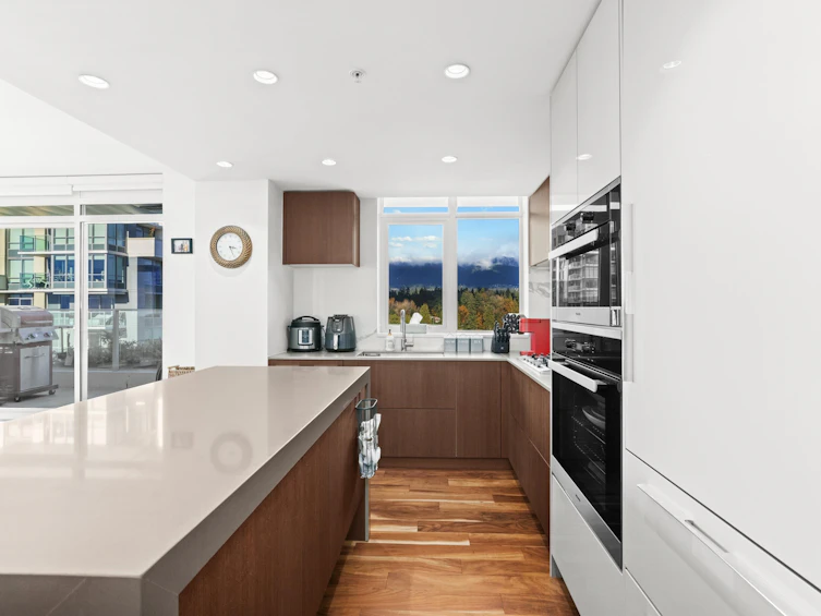 1107-1632 Lions Gate Lane, North Vancouver, BC, V7P 0E2 - 8