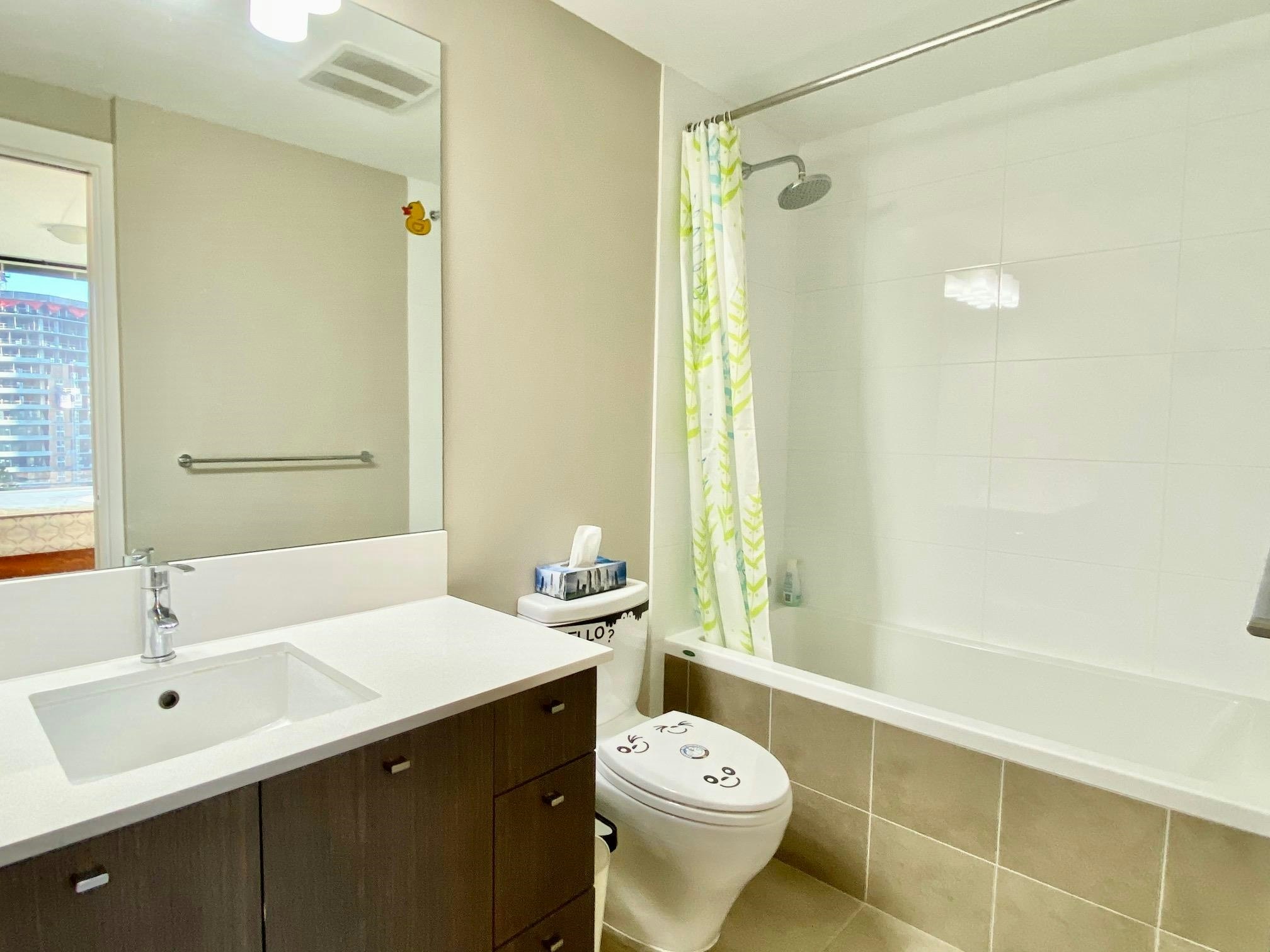 8XX-6971 Elmbridge Way, Richmond, BC, V7C 0A5 - 8