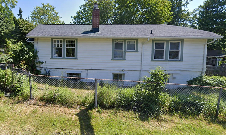 634 Rochester Avenue
