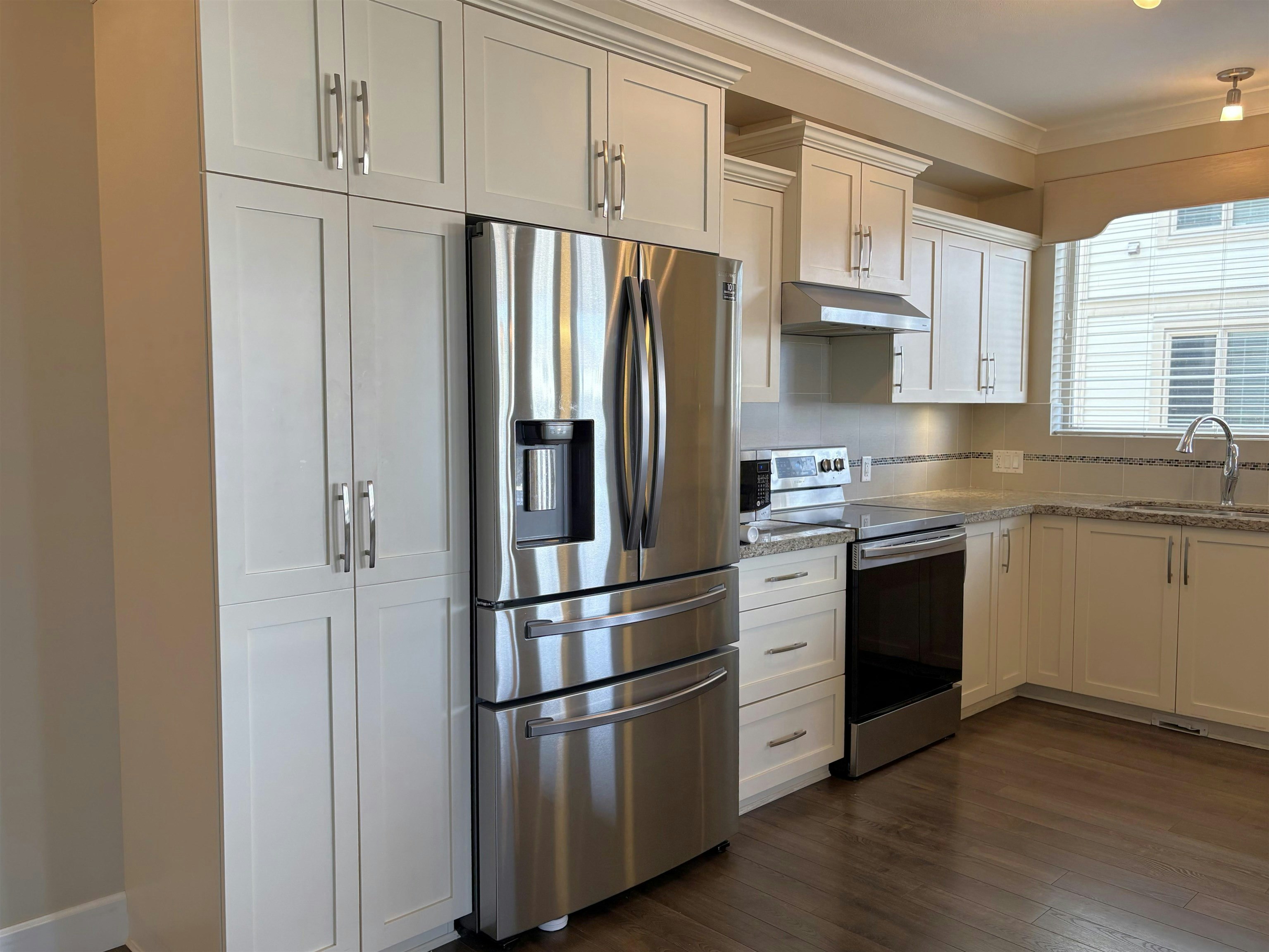 203-45750 Keith Wilson Road, Chilliwack, BC, V2R 0X3 - 9
