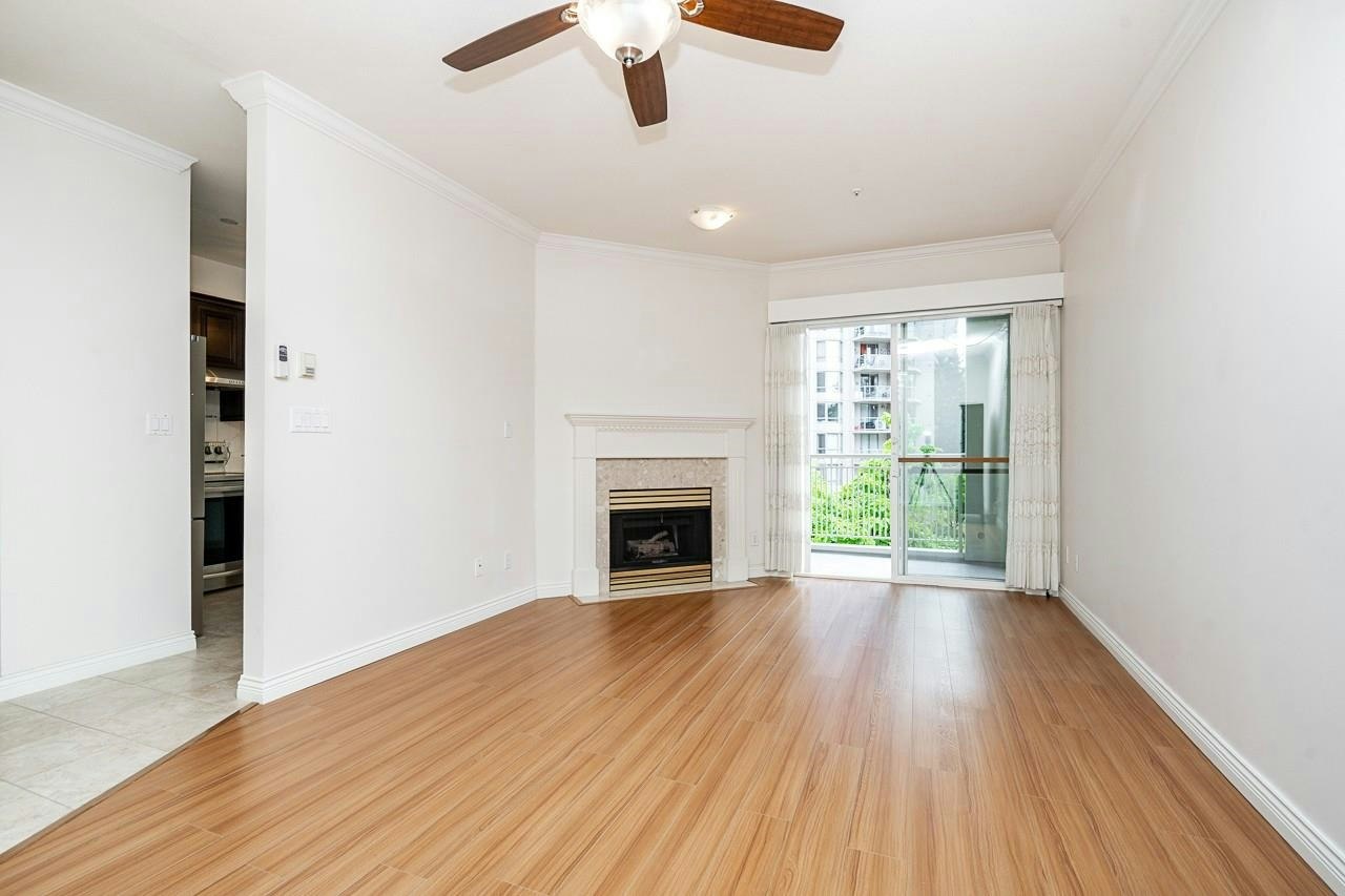 312-3098 Guildford Way, Coquitlam, BC, V3B 7W8