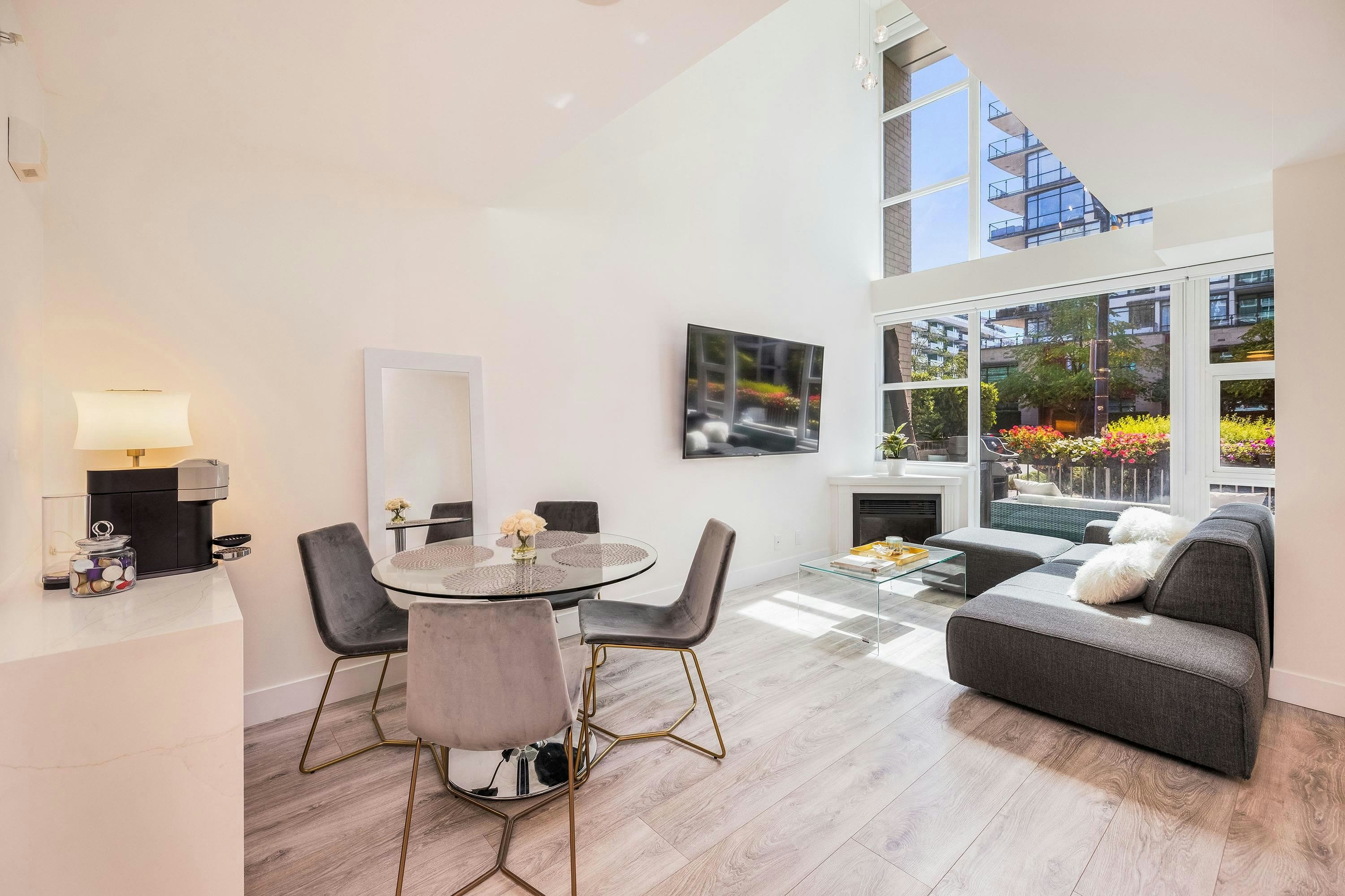 TH8-168 E Esplanade Avenue, North Vancouver, BC, V7L 4X8 - 6