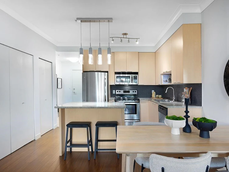 207-707 E 20th Avenue, Vancouver, BC, V5V 0B3 - 5
