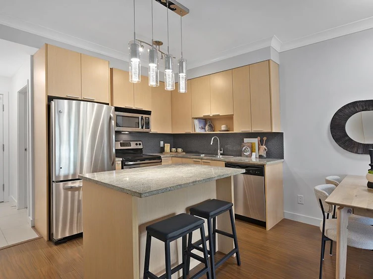 207-707 E 20th Avenue, Vancouver, BC, V5V 0B3 - 6