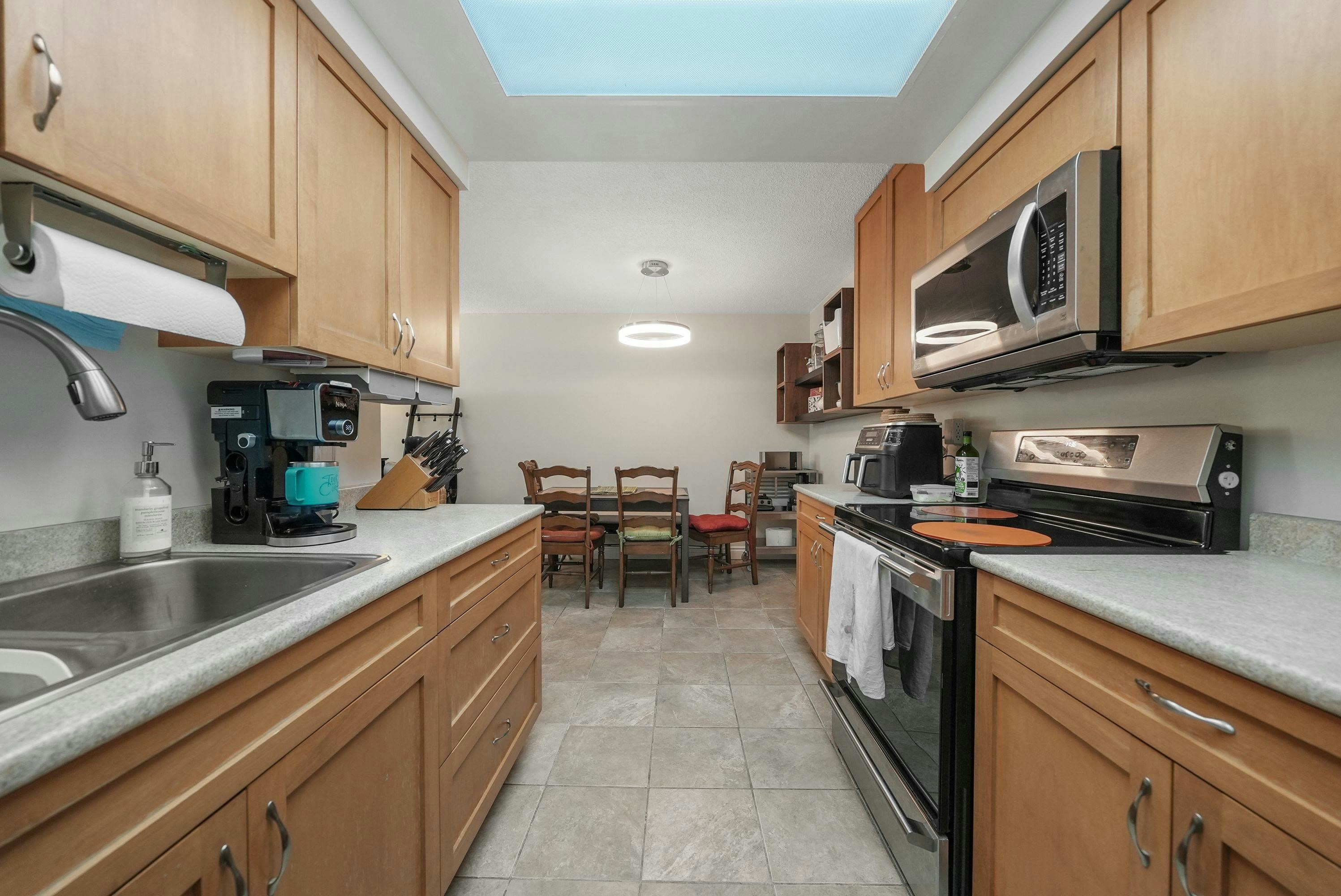 201-444 E 6th Avenue, Vancouver, BC, V5T 1K6 - 3