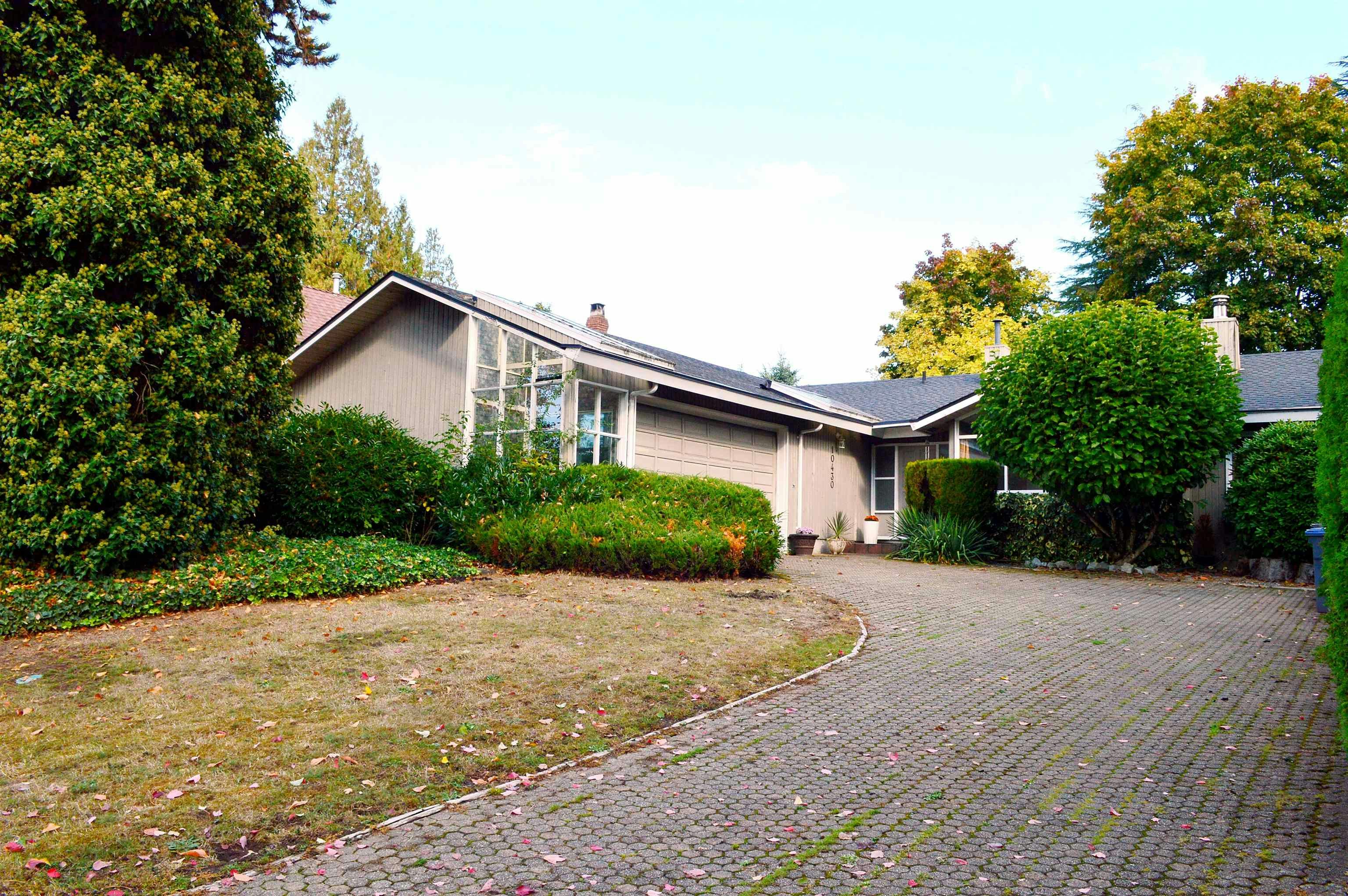 10430 Fraserglen Drive, Surrey, BC, V4N 1T5