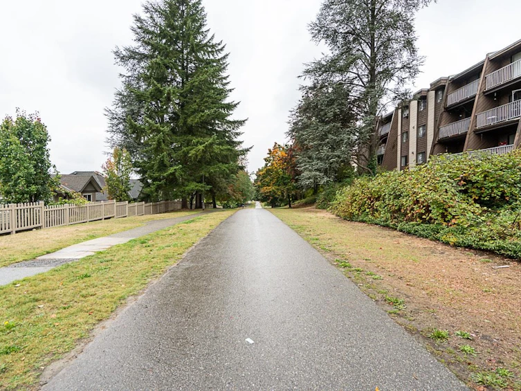 212-3921 Carrigan Court, Burnaby, BC, V3N 4J7 - 30