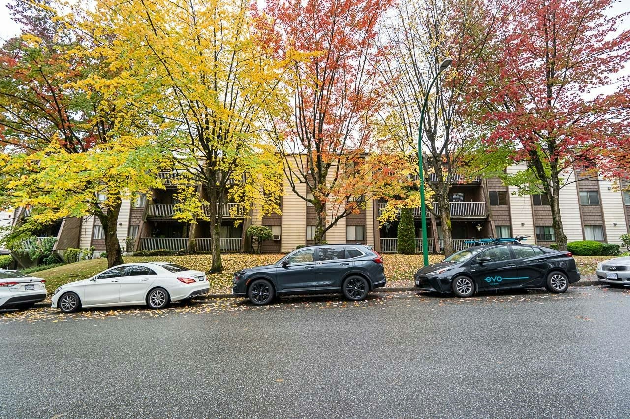 212-3921 Carrigan Court - 3