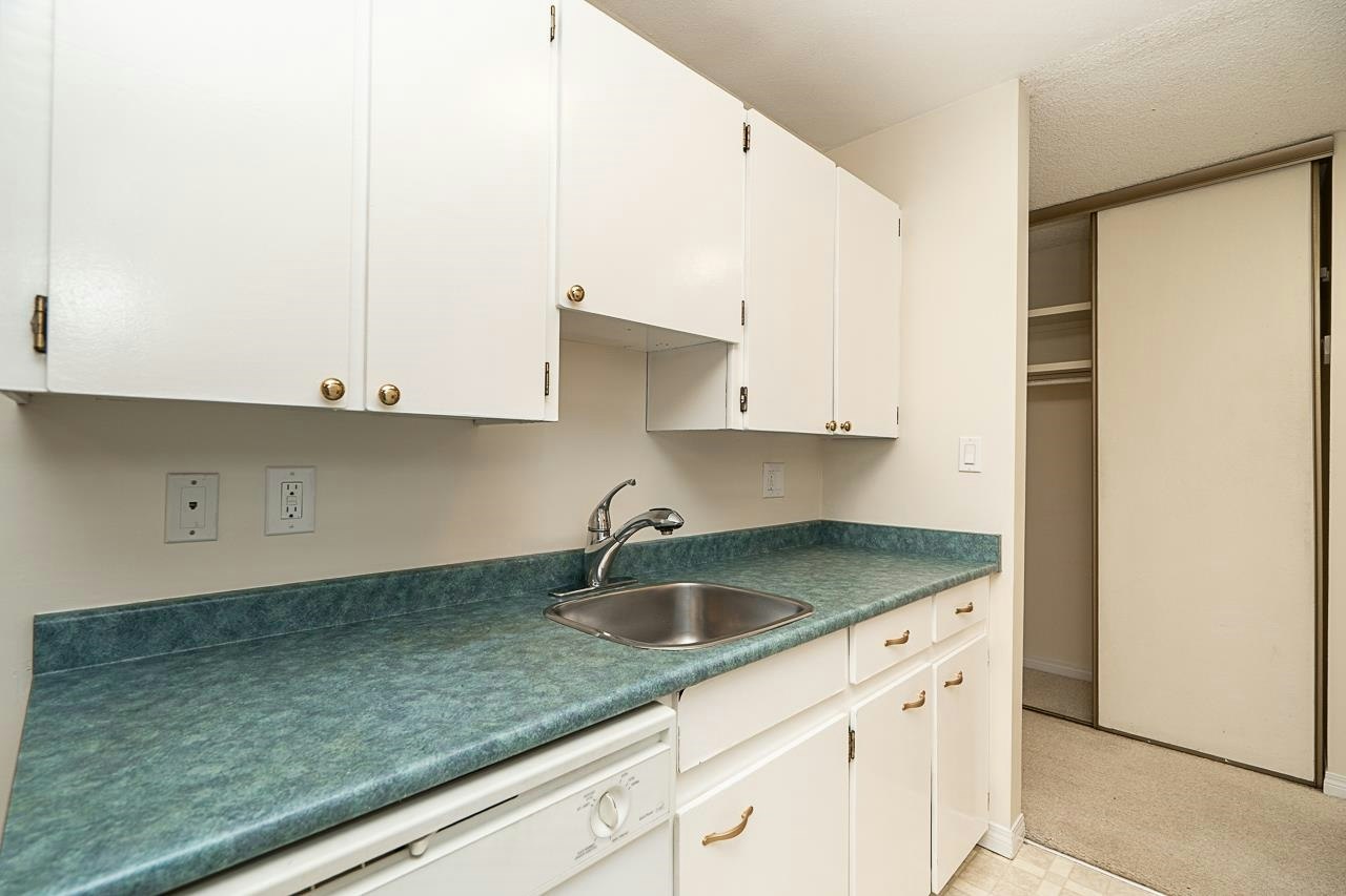 212-3921 Carrigan Court, Burnaby, BC, V3N 4J7 - 19